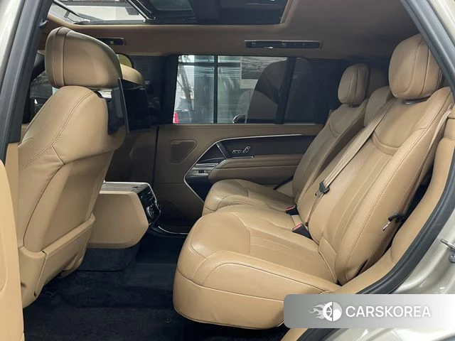 Land Rover Range Rover 5th Generation 2023 Песочный из Кореи, фото 3