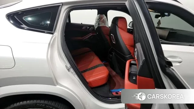 BMW X6M (G06) id 2905117 из Кореи 3