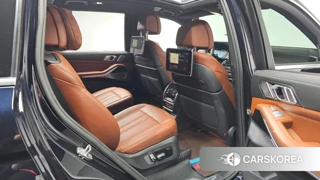 BMW X7 (G07) 2021 Черный из Кореи, фото 3