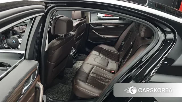 BMW 5 Series (G30) 2020 Черный из Кореи, фото 3