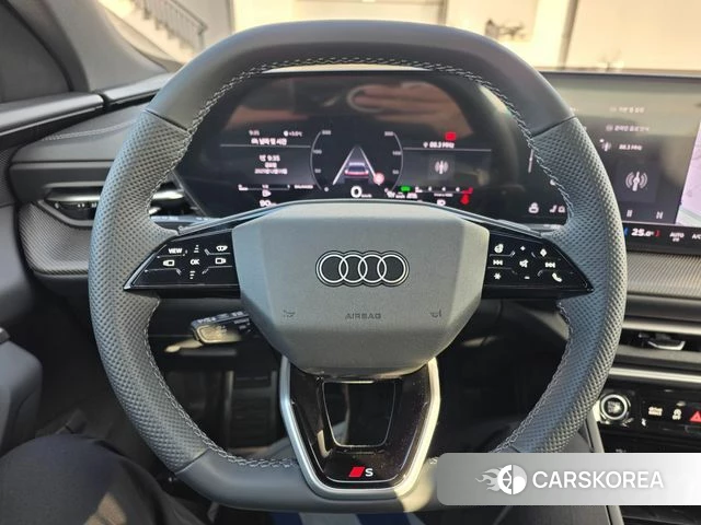 Audi Q5 (80A) 2025 Серый из Кореи, фото 3