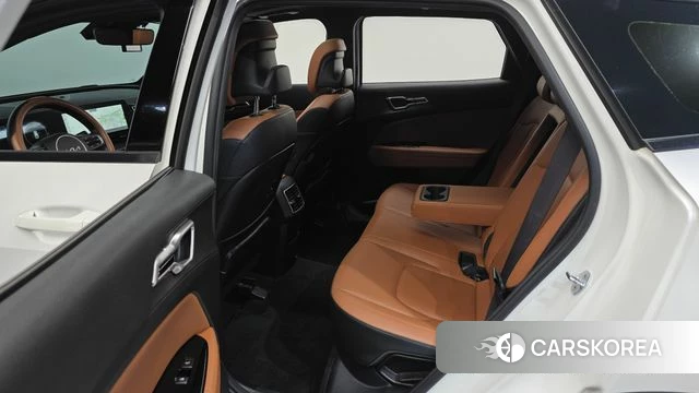 Kia Sportage 5th Generation 2022 Белый из Кореи, фото 3