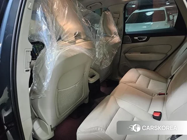 Volvo XC60 second Generation 2021 Синий из Кореи, фото 3