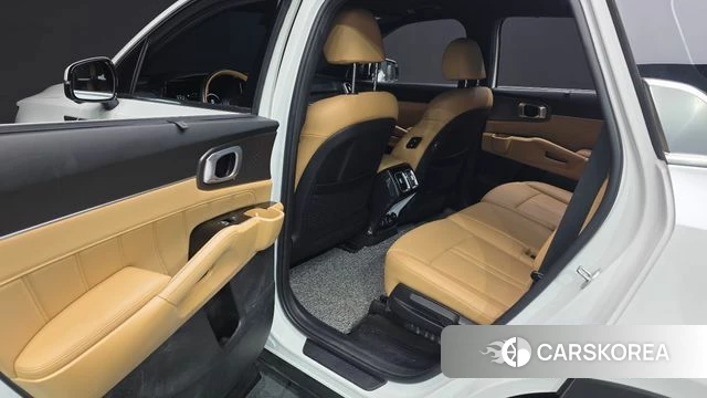 Kia Sorento 4th Generation 2023 Белый из Кореи, фото 3