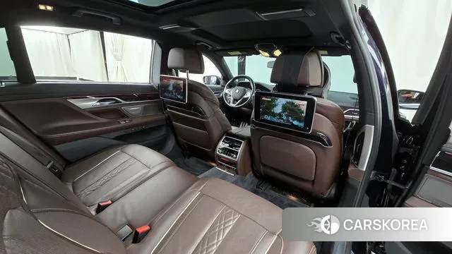 BMW 7 Series (G11) 2019 Черный из Кореи, фото 3