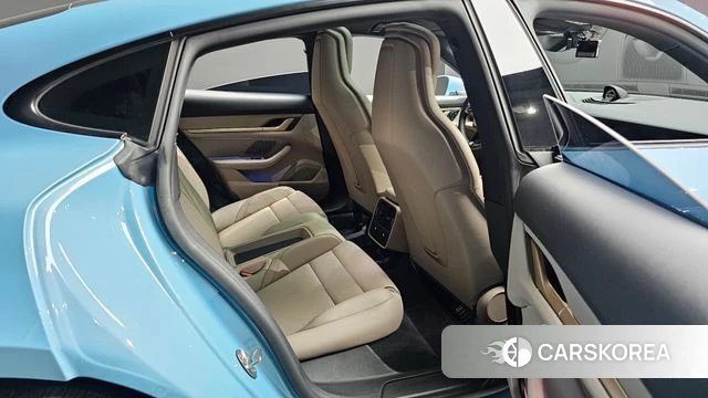 Porsche Taycan 2023 Небесно-голубой из Кореи, фото 3