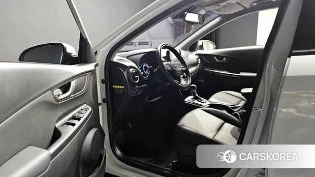 Hyundai Kona 2018 Белый из Кореи, фото 3