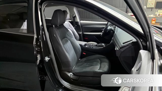 Hyundai Sonata (DN8) 2021 Черный из Кореи, фото 3