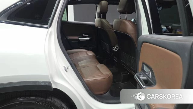 Mercedes-Benz GLA - Class H247 2021 Белый из Кореи, фото 3