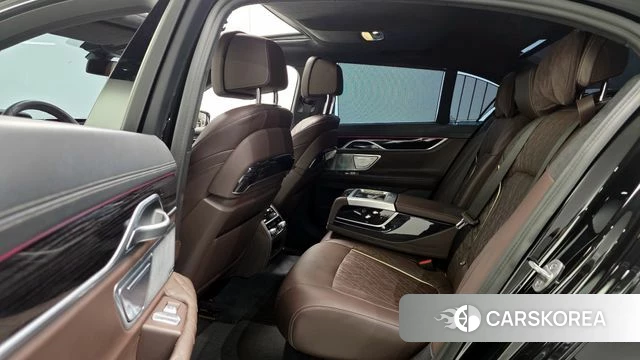 BMW 7 Series (G11) 2022 Черный из Кореи, фото 3