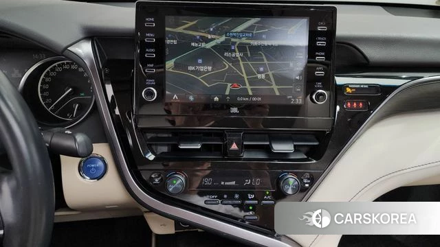 Toyota Camry (XV70) 2022 Коричневый из Кореи, фото 3