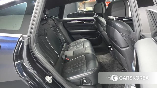 BMW 6 Series GT (G32) 2020 Черный из Кореи, фото 3