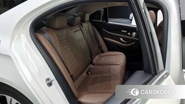 Mercedes-Benz E-Class W213 2020 Белый из Кореи, фото 3