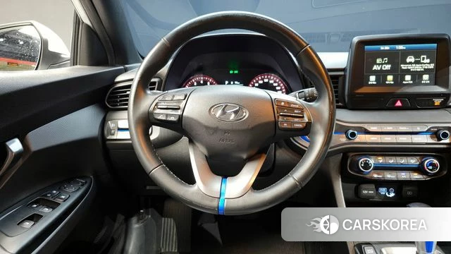 Hyundai Veloster (JS) 2018 Белый из Кореи, фото 3