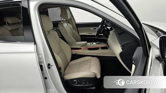 Genesis GV70 2022 Белый из Кореи, фото 3