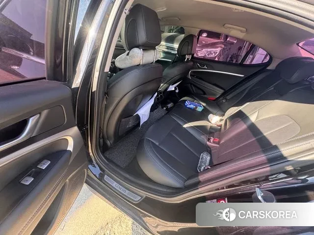 Genesis G70 2019 Черный из Кореи, фото 3