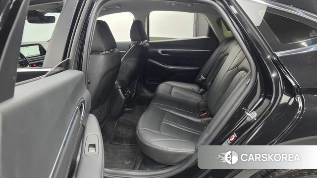 Hyundai Sonata Hybrid (DN8) 2022 Черный из Кореи, фото 3