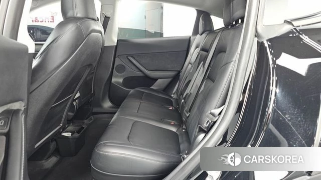 Tesla Model Y 2023 Черный из Кореи, фото 3