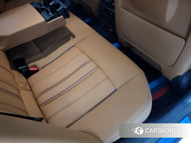BMW 5 Series (G30) 2020 Белый из Кореи, фото 3