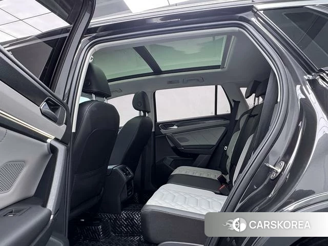 Volkswagen Tanyue 2023 Темно-серый из Китая, фото 3