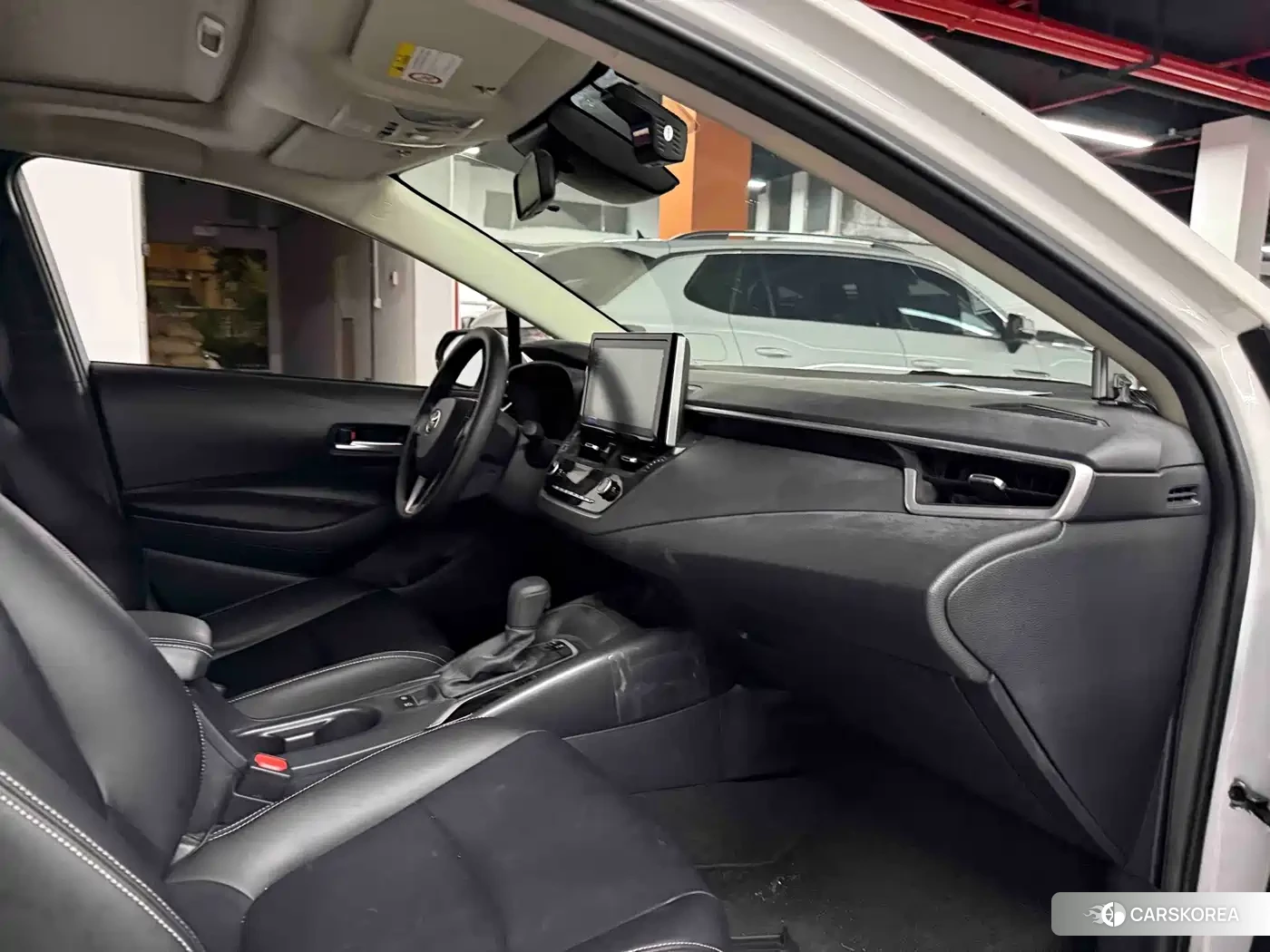 Toyota Corolla 2021 Белый из Китая, фото 3