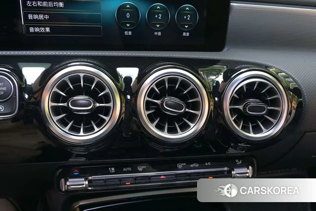 Mercedes-Benz Class A AMG 2023 Черный из Китая, фото 3