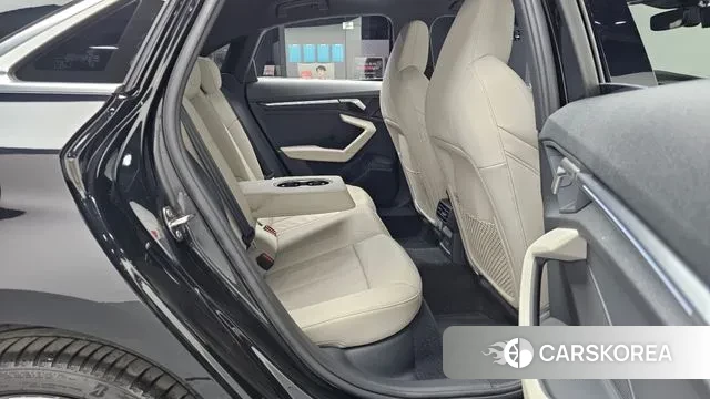 Audi A3 (8Y) 2023 Черный из Кореи, фото 3