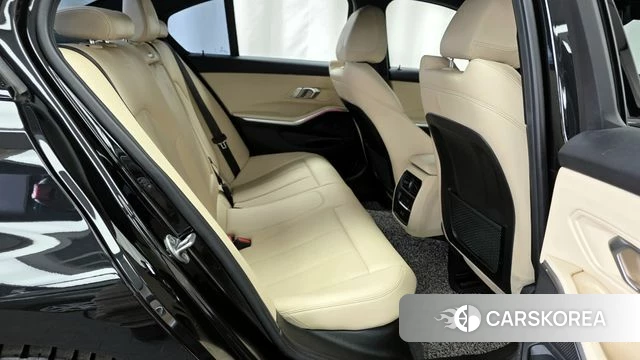 BMW 3 Series (G20) 2023 Черный из Кореи, фото 3