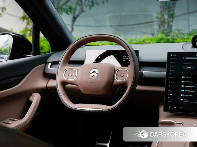 Weilai ES8 2025 Зеленый из Китая, фото 3