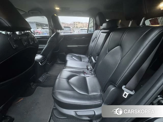 Toyota Highlander 2022 Черный из Китая, фото 3