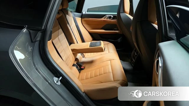 BMW i4 2023 Серый из Кореи, фото 3