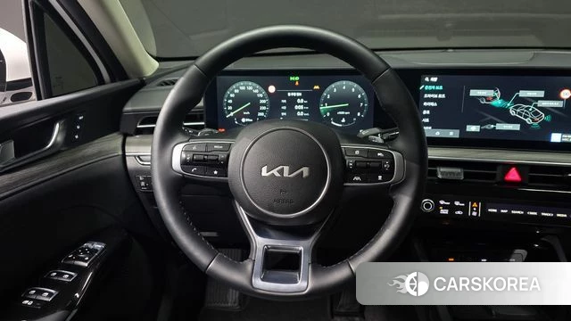 Kia The New K5 3rd generation 2025 Белый из Кореи, фото 3
