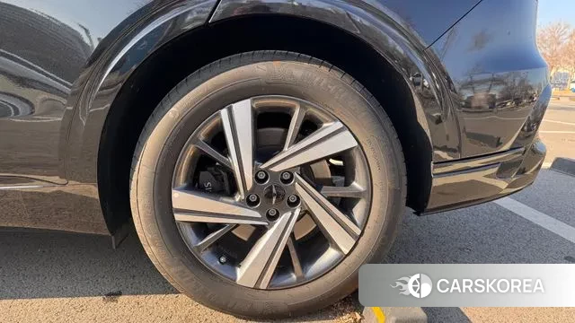 Genesis GV70 2025 Черный из Кореи, фото 3