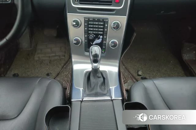 Volvo S60 id 3875992 из Китая 3