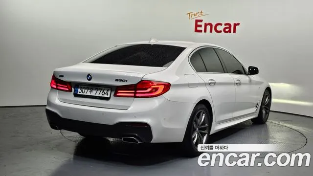 BMW 5 Series (G30) 2018 Белый из Кореи, фото 3