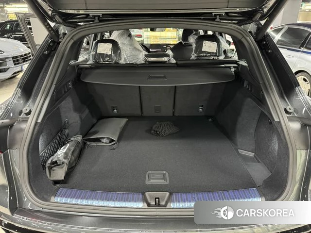 Audi Q5 (80A) 2025 Серый из Кореи, фото 3