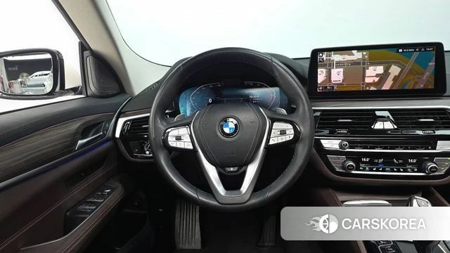 BMW 6 Series GT (G32) 2022 Белый из Кореи, фото 3