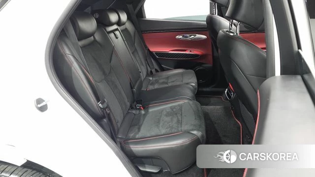 Genesis GV70 2023 Белый из Кореи, фото 3