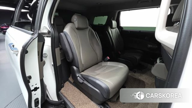 Kia The New Carnival 4th Generation 2025 Белый из Кореи, фото 3