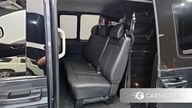 Hyundai Staria 2023 Серый из Кореи, фото 3