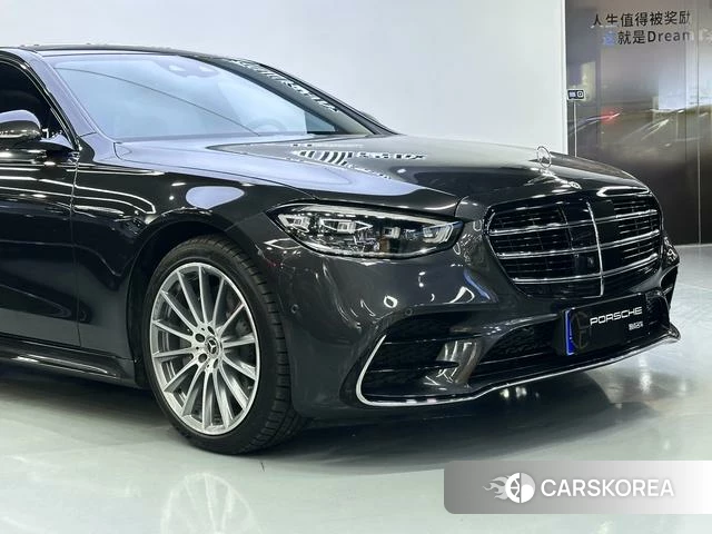 Mercedes-Benz S-class 2021 Темно-серый из Китая, фото 3