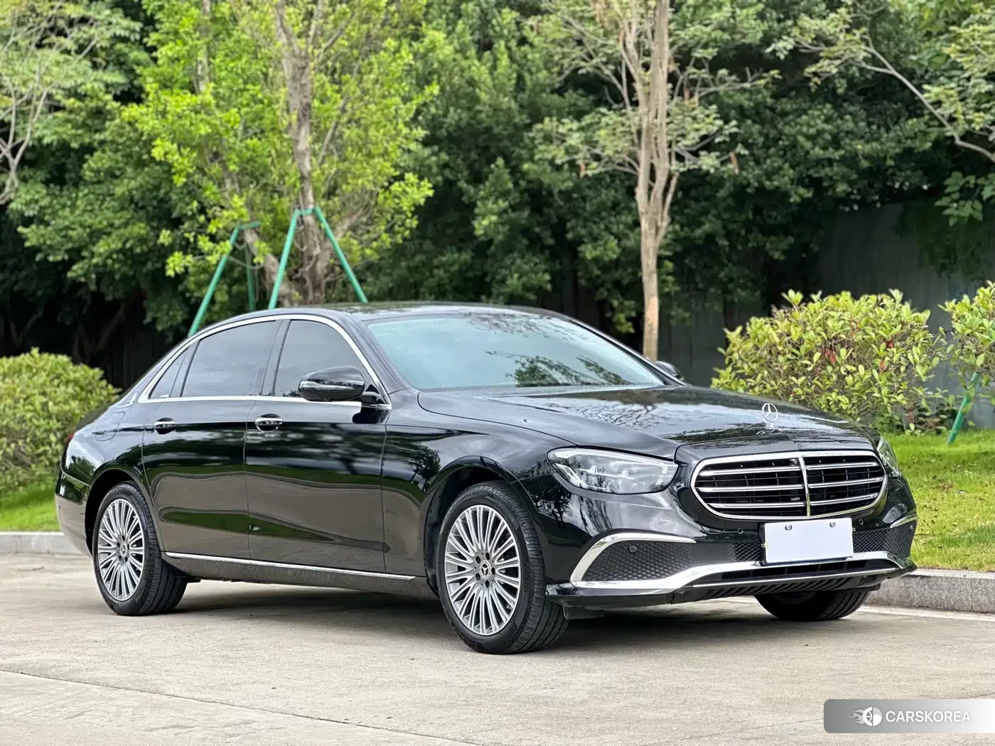 Mercedes-Benz E-Class 2022 Черный из Китая, фото 3
