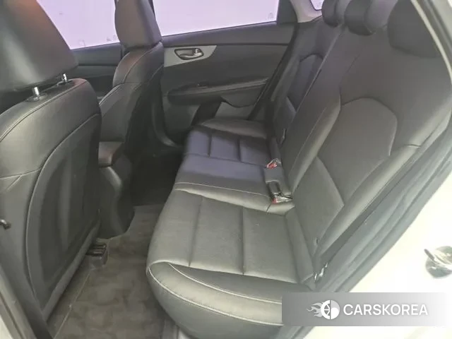 Kia Come New K3 2018 Белый из Кореи, фото 3