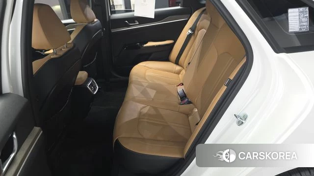 Kia K5 3rd generation 2022 Белый из Кореи, фото 3