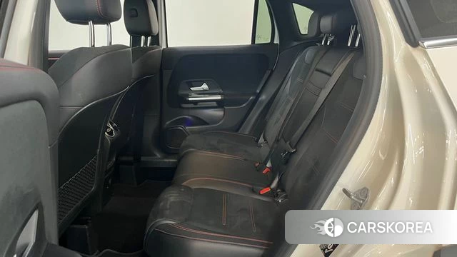 Mercedes-Benz GLA - Class H247 2022 Белый из Кореи, фото 3
