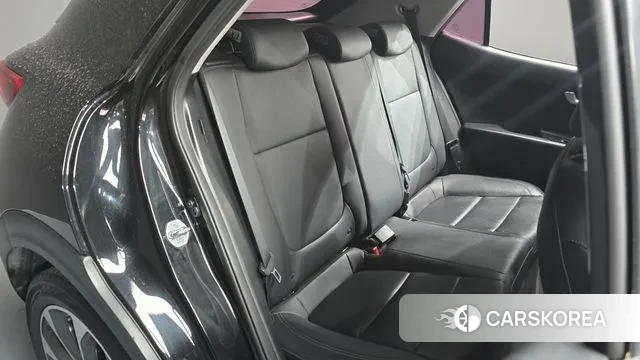 Kia Stonic 2018 Черный из Кореи, фото 3