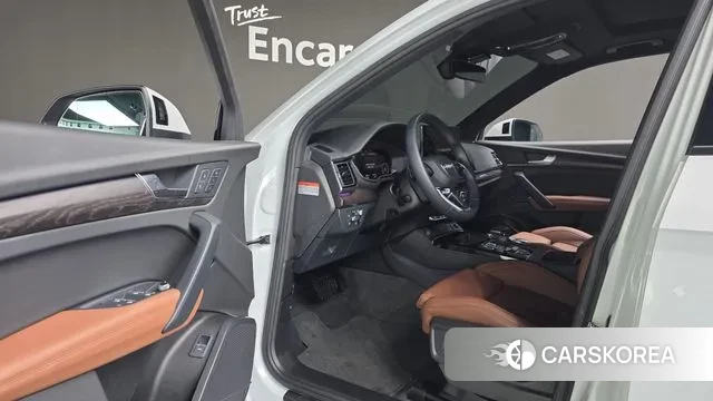 Audi Q5 (FY) 2023 Белый из Кореи, фото 3