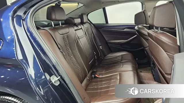 BMW 5 Series (G30) 2018 Синий из Кореи, фото 3