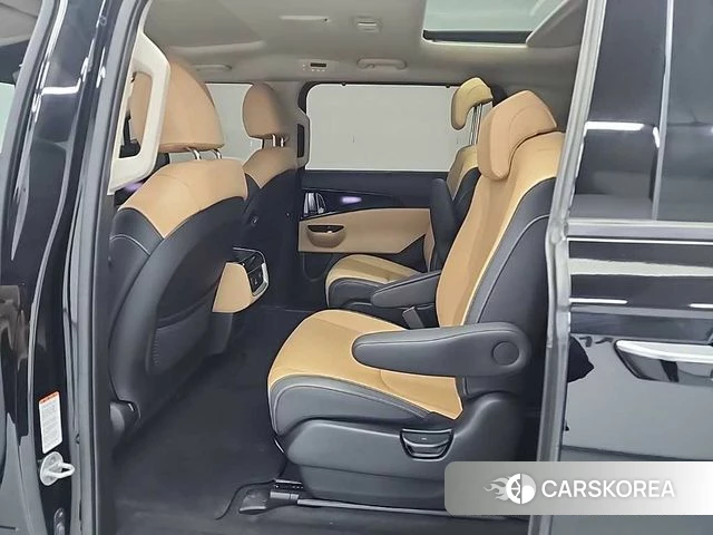 Kia Carnival 4th generation 2022 Черный из Кореи, фото 3