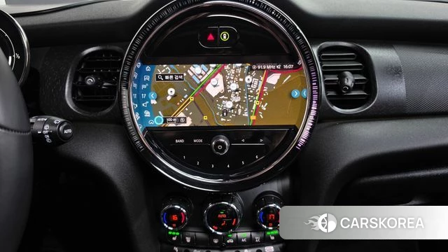 Mini Cooper S 2024 Белый из Кореи, фото 3